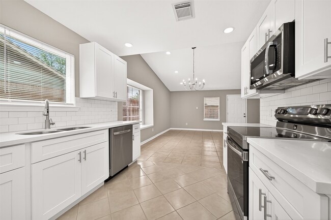 Building Photo - 7646 Winkle Wood Ln
