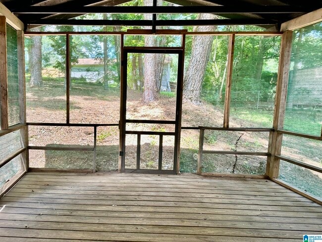 Building Photo - 2413 Pentland Dr