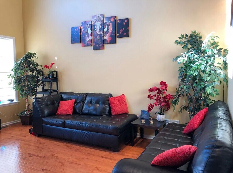 Building Photo - 9 Wharton Dr