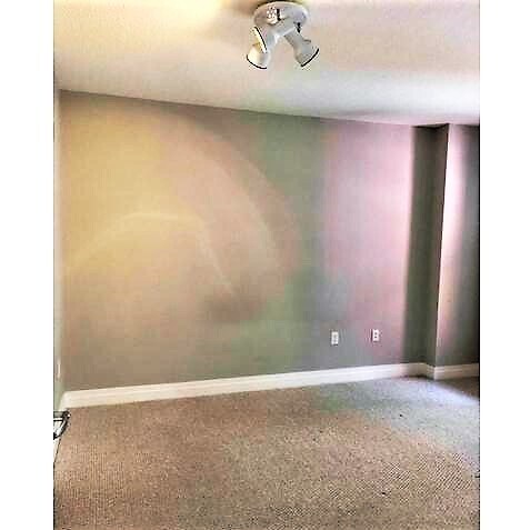 Building Photo - Artisan 602