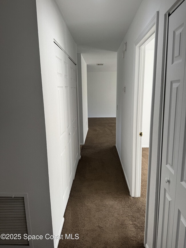 Building Photo - 1241 Cambo Ct NE