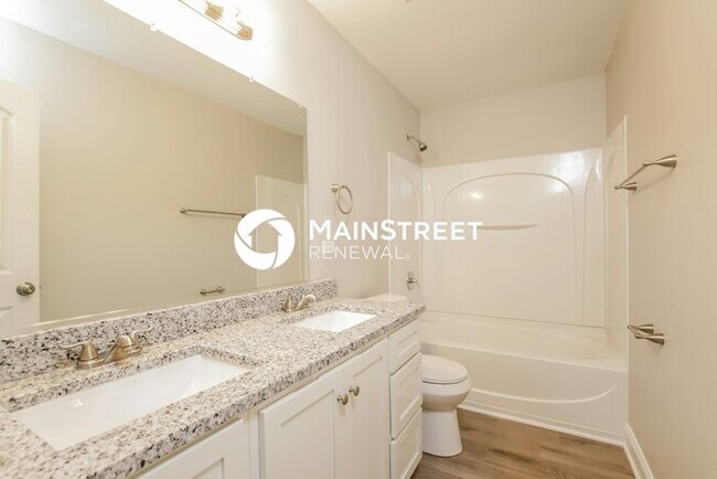 Building Photo - 3 Bedroom Pet-Friendly Home in Greensboro,...