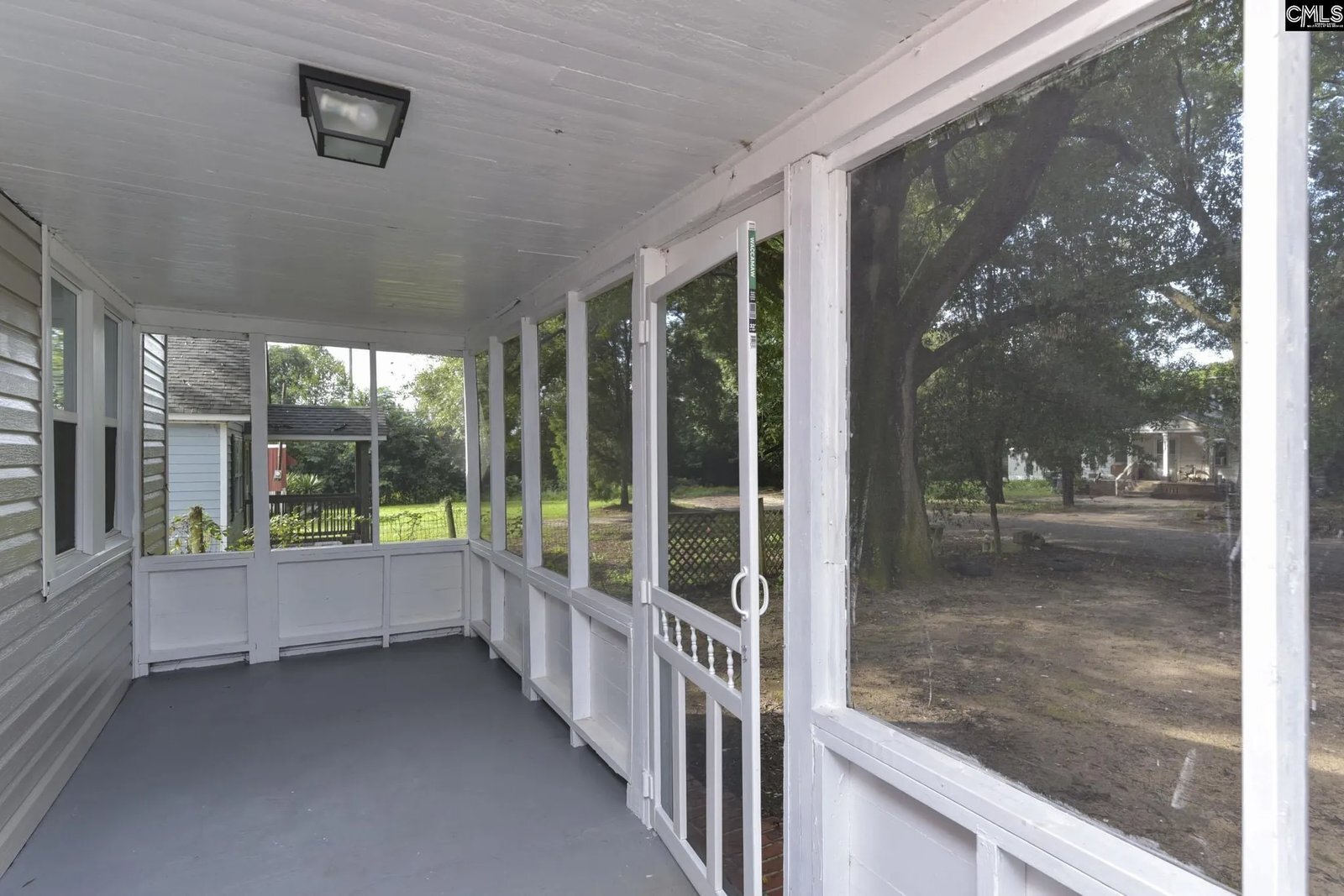Building Photo - 6410 Simpson St