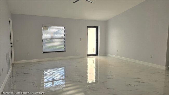 Building Photo - 4720 Trout Ave