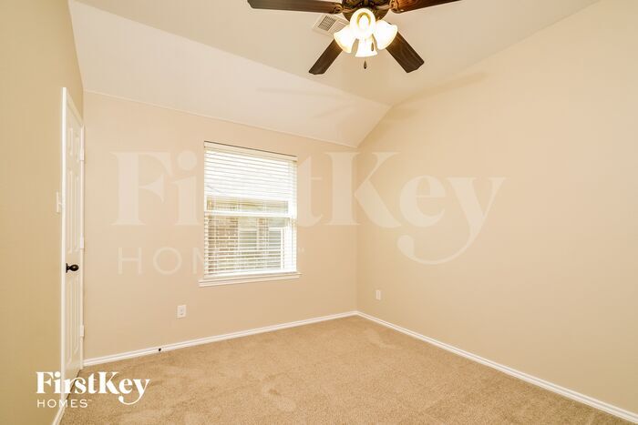 Building Photo - 1525 Zebra Finch Dr