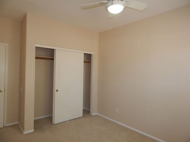 Building Photo - 3 Bedroom 2 Baths 1844 Sqft in Bluffs