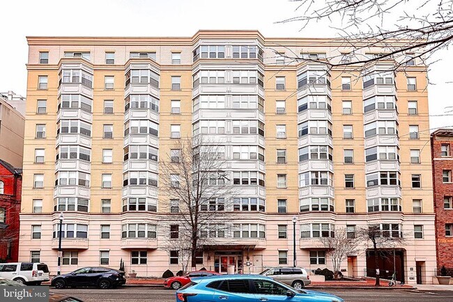Building Photo - 1111 11th St NW