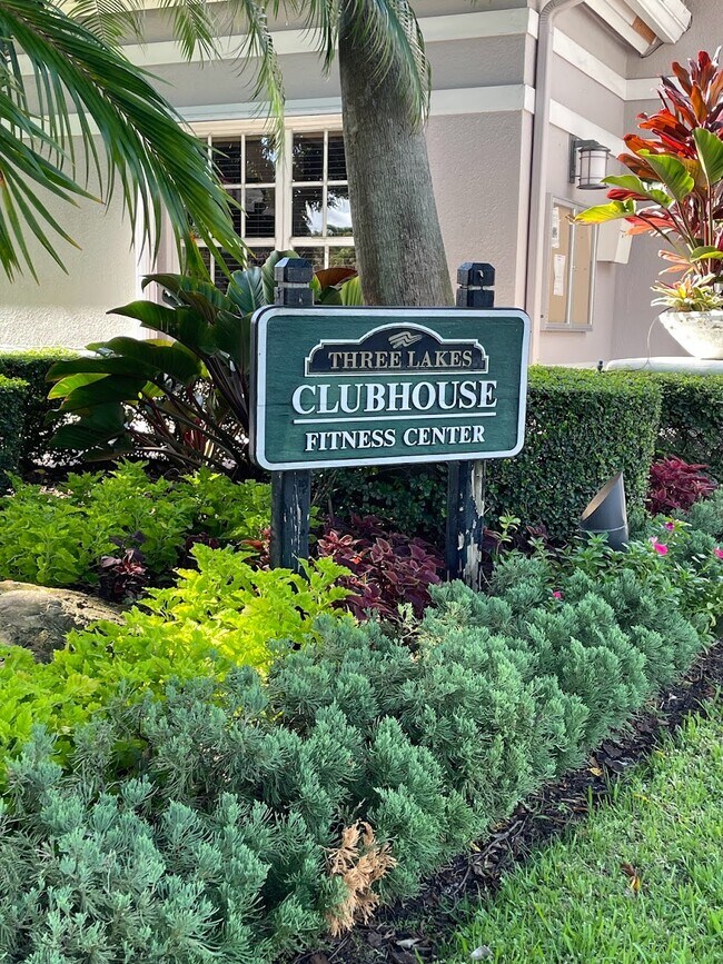 Building Photo - 13335 SW 144th Ter