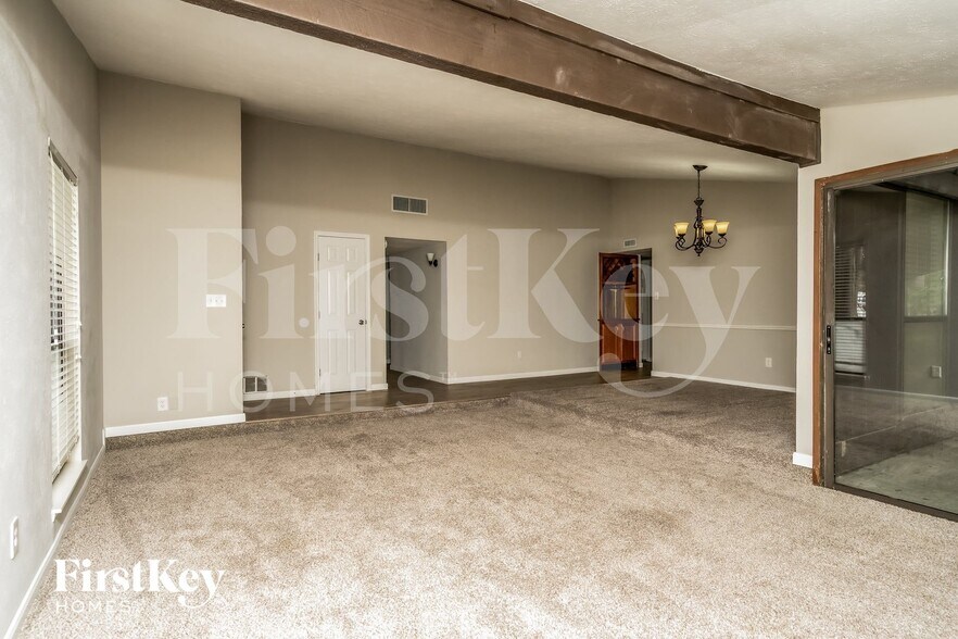 Building Photo - 5276 Sherman Dr
