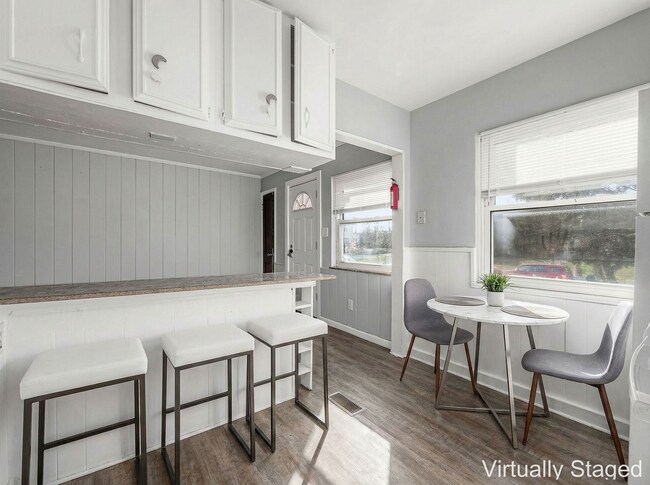 Building Photo - 396-398 South Powell Avenue