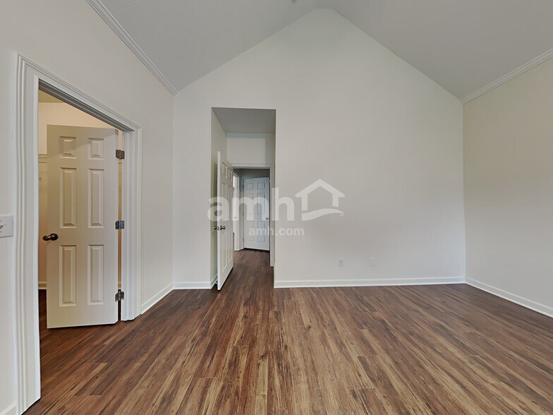 Building Photo - 109 Magnolia Dr