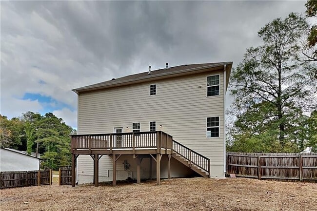 Building Photo - 4915 Wycliffe Dr SW