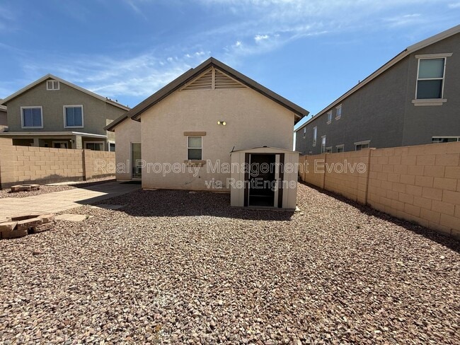Building Photo - 13444 W Rhine Ln