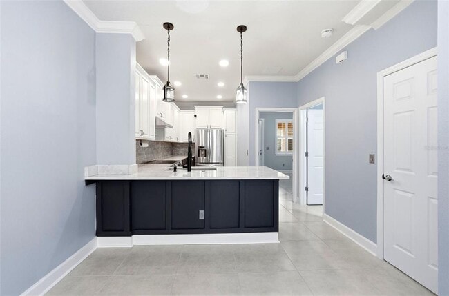 Building Photo - 12061 Breda Ln