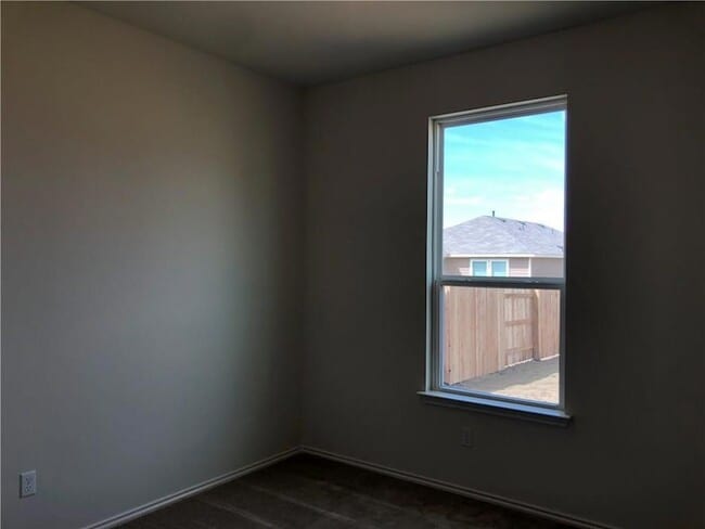 Building Photo - 108 Yellowbark St