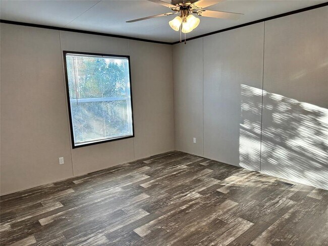 Building Photo - 199 Harmony Wood Ln