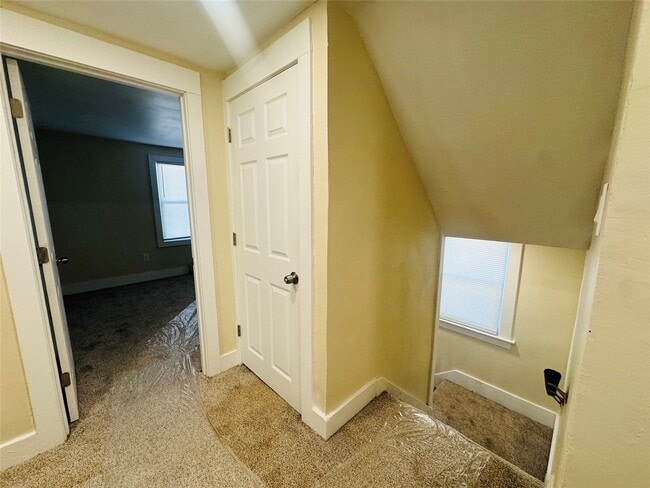 Building Photo - 202 Cleveland Ave