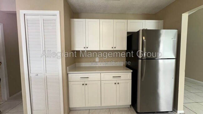 Building Photo - 7107 Blair Dr