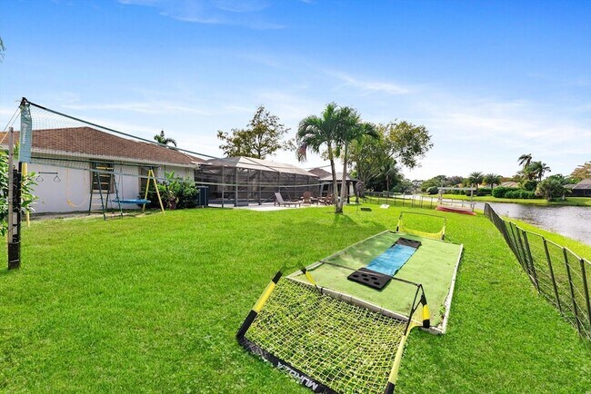 Building Photo - 13947 Geranium Pl