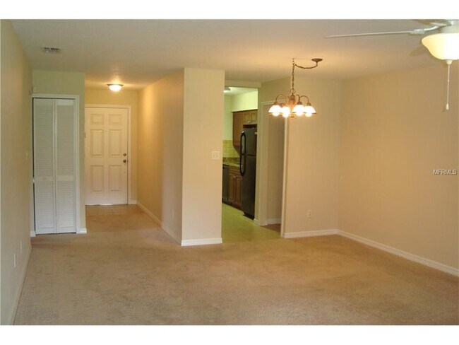 Building Photo - 4864 Tangerine Ave