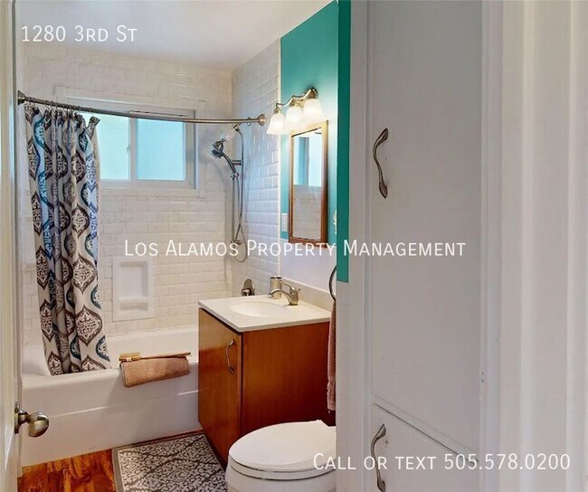 Building Photo - 1280 3rd St