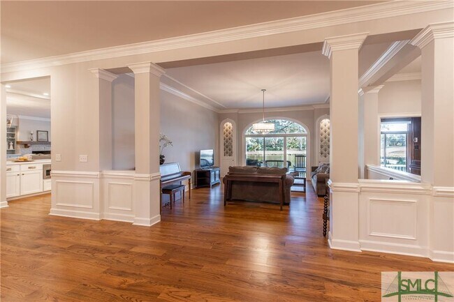 Building Photo - 5 Huntingwood Retreat