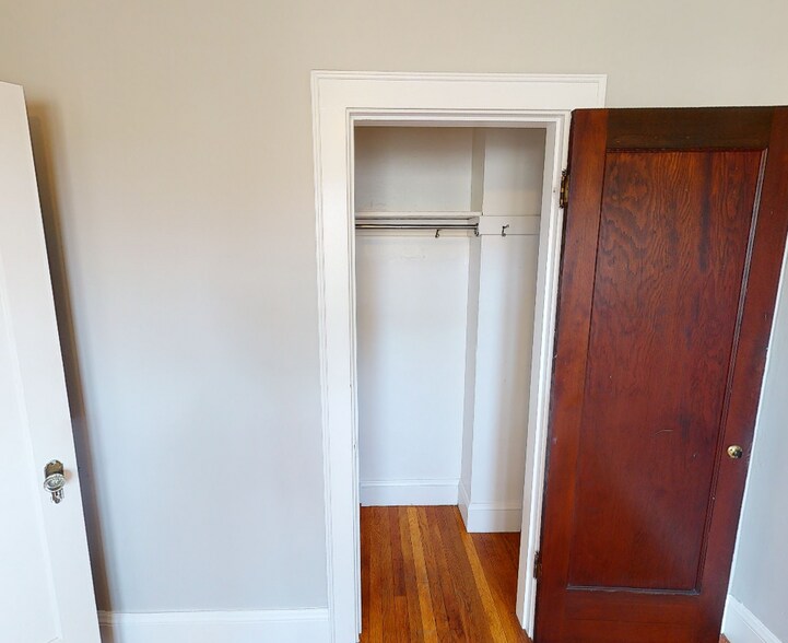 Apt 22 - 113 College Ave