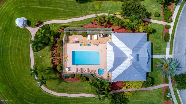 Building Photo - 4070 Alamanda Key Dr