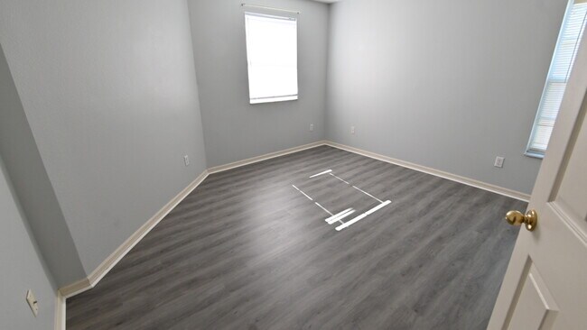 Building Photo - 9363 Strongbark Ln