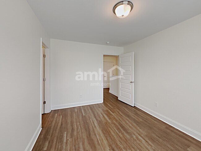 Building Photo - 5224 Tupelo St