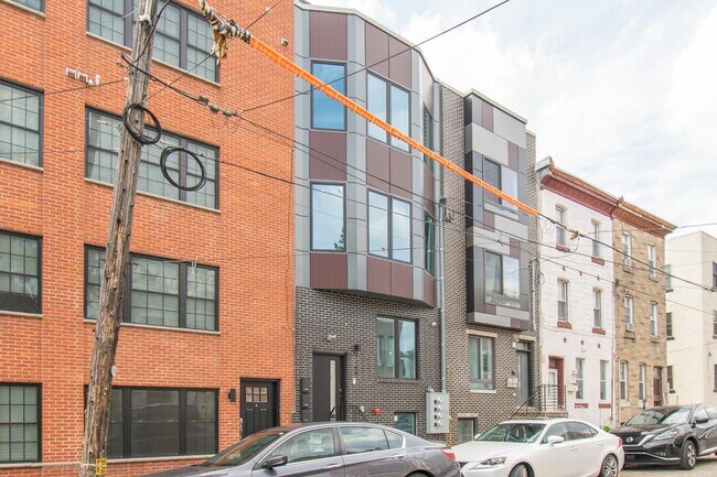 Building Photo - 1206 N 24th St