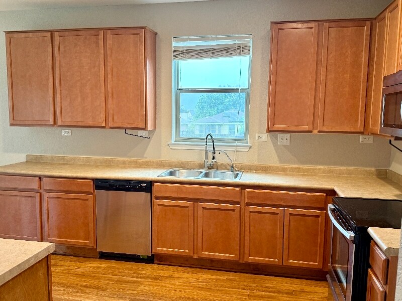 Building Photo - 6623 San Miguel Way