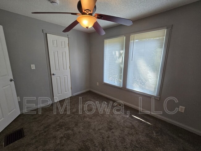 Building Photo - 407 Bayard St