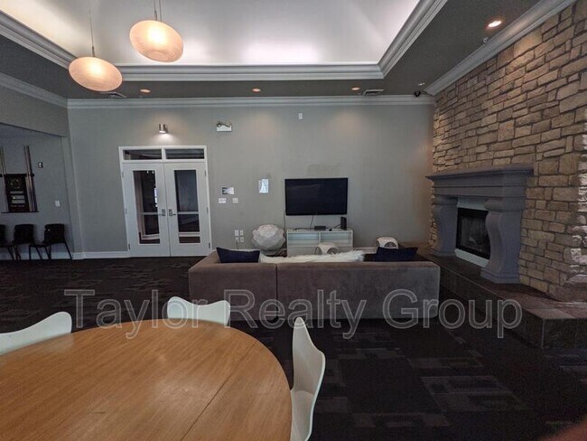 Building Photo - 1301 Speer Blvd