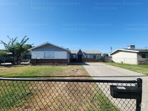 Building Photo - 3 Bedroom 2 Bath house