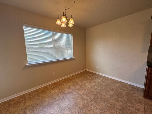 Building Photo - 7819 Woodbury Dr