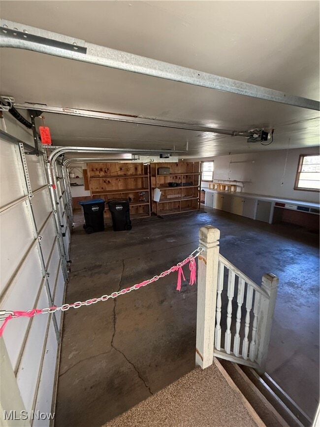 Building Photo - 964 Country Club Dr