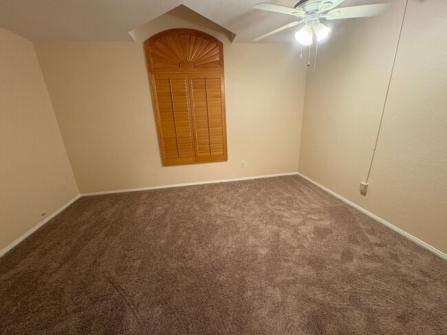 Building Photo - Beautiful Single-Story 3 Bedroom, 2 bath Home with Solar in Desirable East Highlands Ranch!