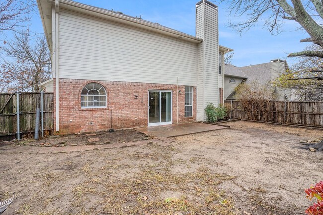 Building Photo - Classic in McKinney