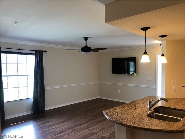 Building Photo - 1775 Four Mile Cove Pkwy