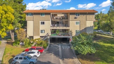 Building Photo - 2370 Via Mariposa W