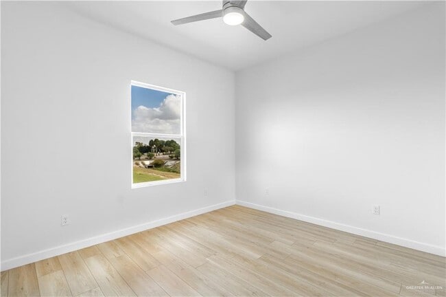 Building Photo - 17 West St