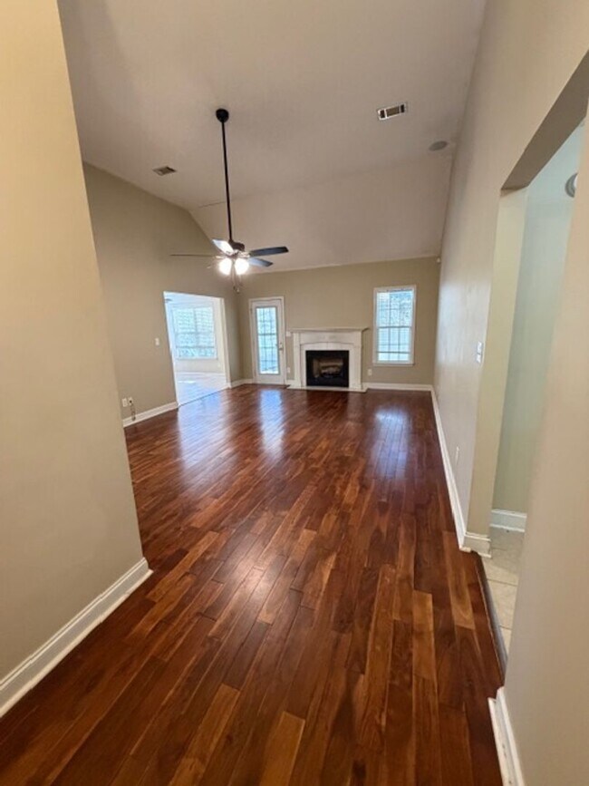 Building Photo - Charming Bonaire Home with Workshop, Privacy Fence & Spacious Layout!