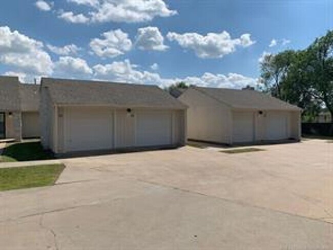 Building Photo - Welcome to Woodstone Homes!