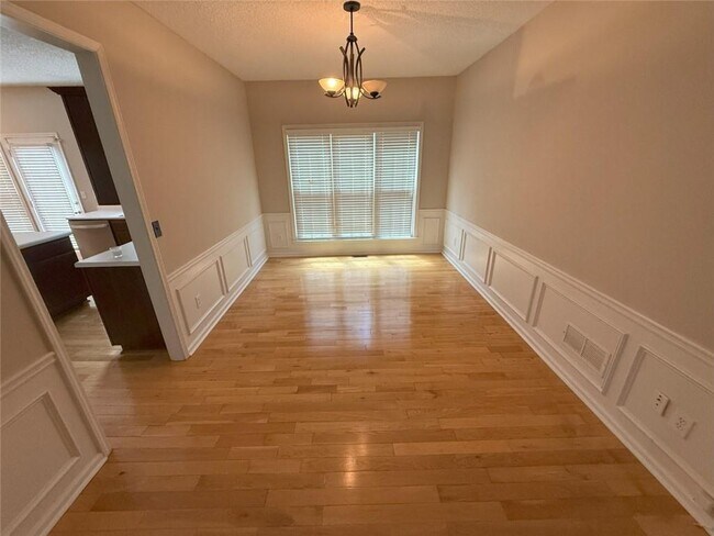 Building Photo - 2328 Moccasin Creek Ct NW