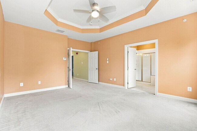 Building Photo - 346 Village Way