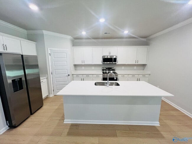 Building Photo - 15573 Ruthie Lynn Dr