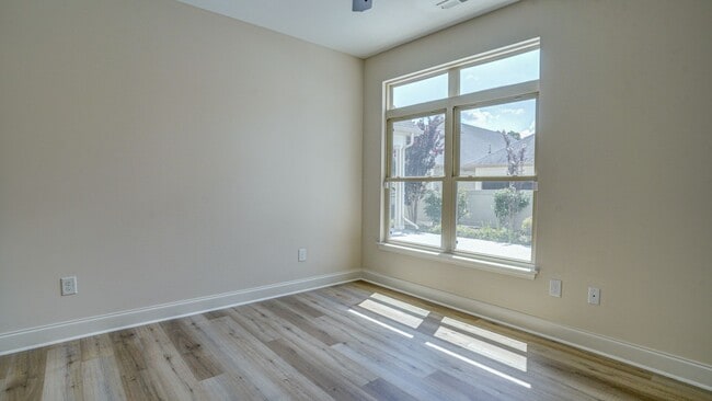 Building Photo - 1440 Hatterdale Farm Rd
