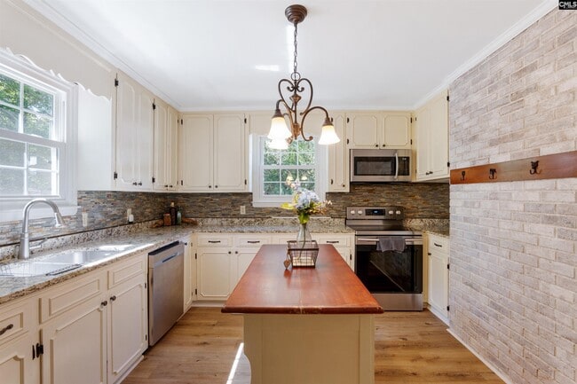 Building Photo - 2501 Freshly Mill Rd