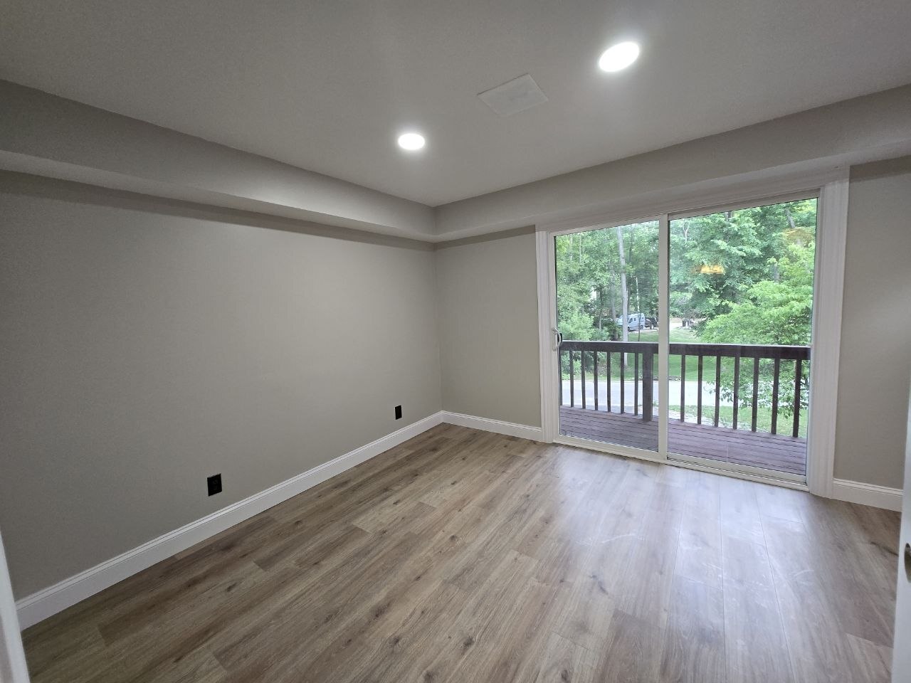 Building Photo - 813 Rand Rd